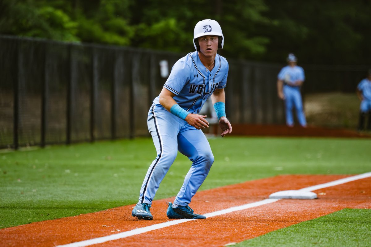 DSCWolves's tweet photo. 🐺 ⚾️ 

#DSCBaseball |#DSCWolves https://t.co/G55Qj1qJAD