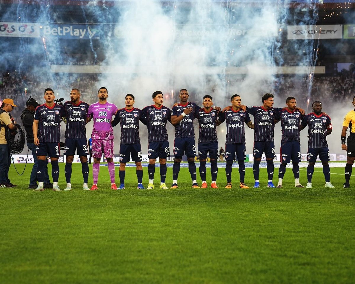 Junior1924sj's tweet photo. VAMOS JUNIOR. https://t.co/LKfH5MQ9QK