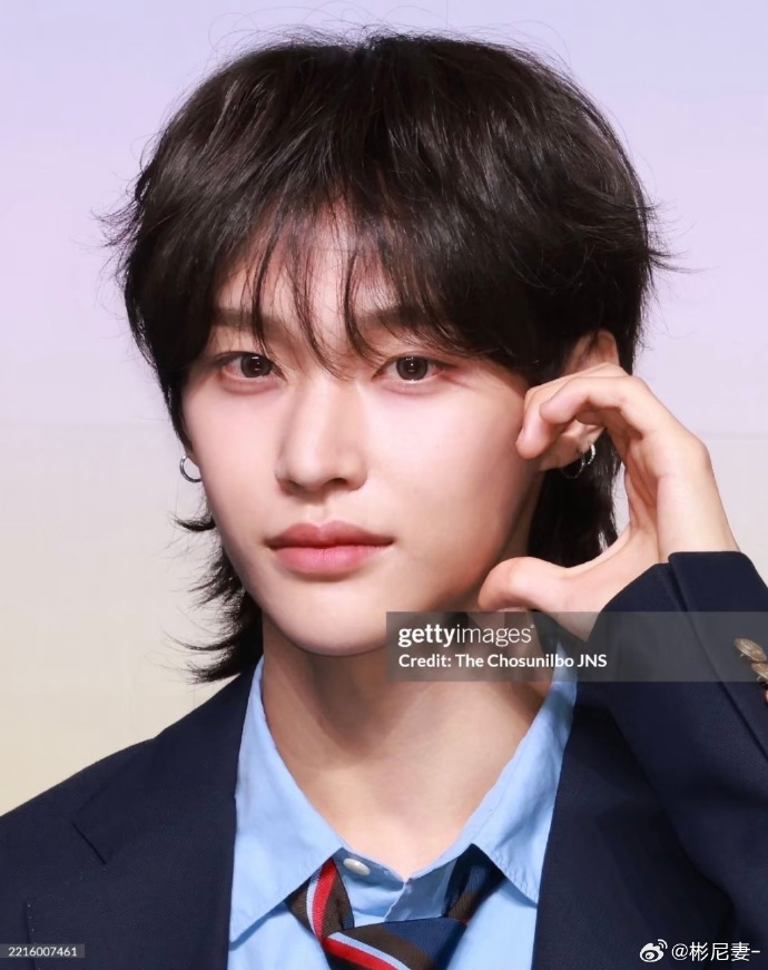 wongirlie's tweet photo. the getty image curse doesn’t work on wonbin https://t.co/NOOdwqouRS