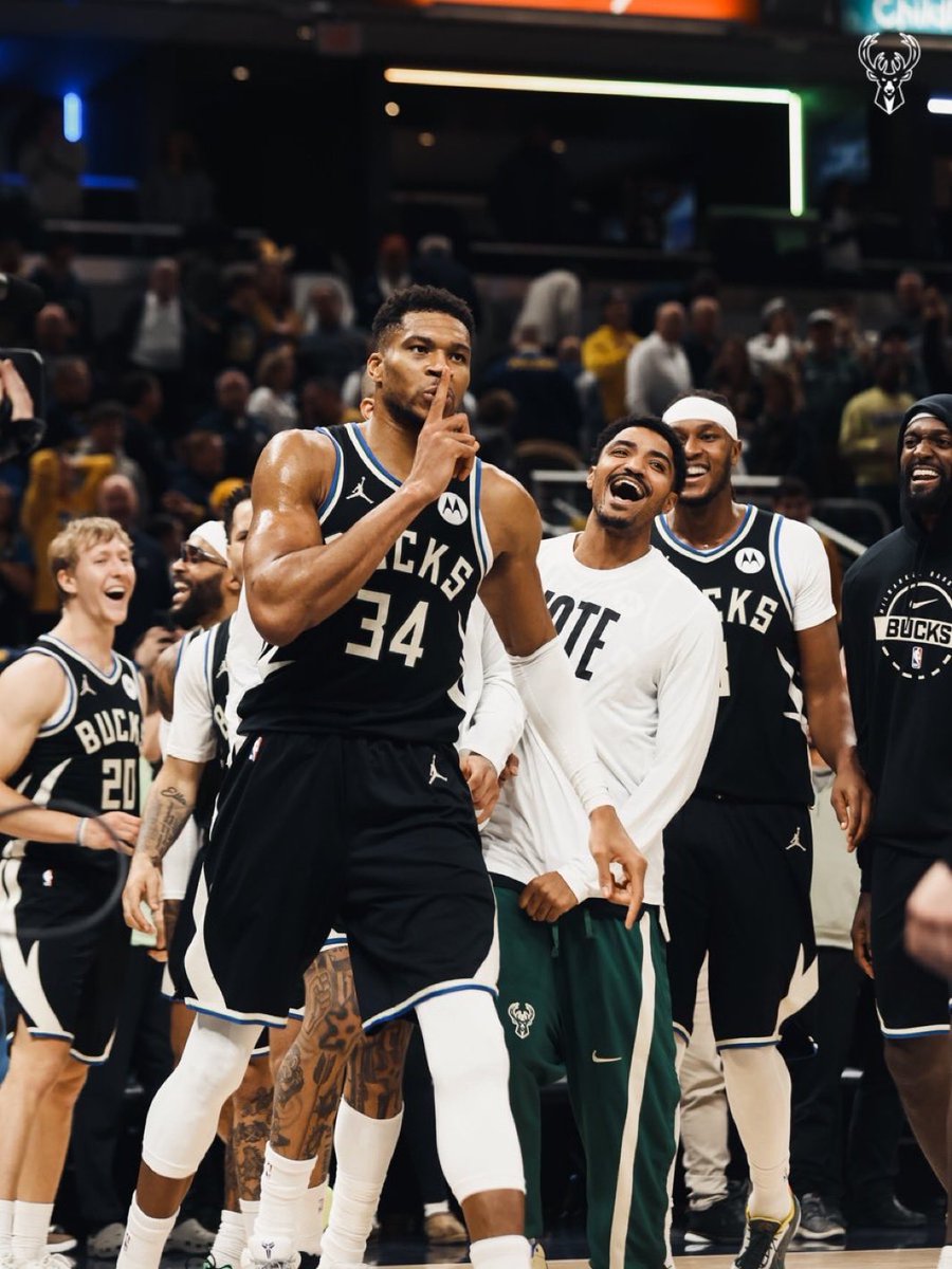 BucksShowYo🦌 tweet media