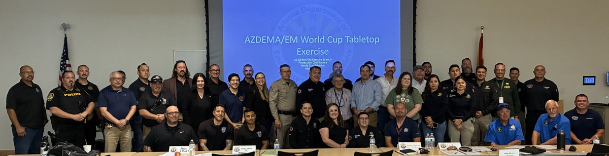 Last week, federal, state, local, and Sonora Protección Civil partners met to coordinate safety for upcoming international matches and fan events. We focused on cross-border communication and response capacity to keep Az and our neighbors safe. 🛡️#InternationalEvents #AzSafety