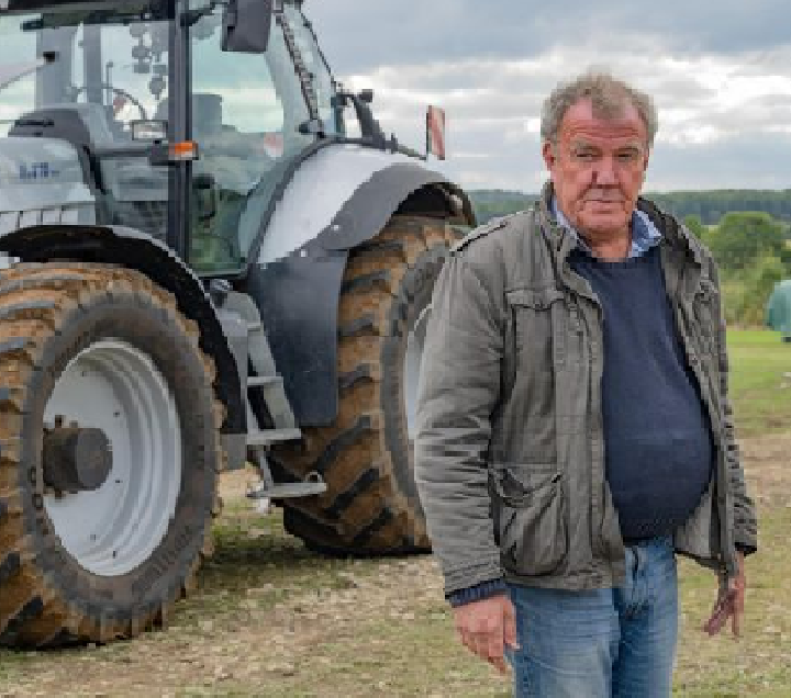 CallMeClarkson's tweet photo. @BarzamII @iJixaw convertéd it into tractoré m8. https://t.co/6wrXF3VmRh