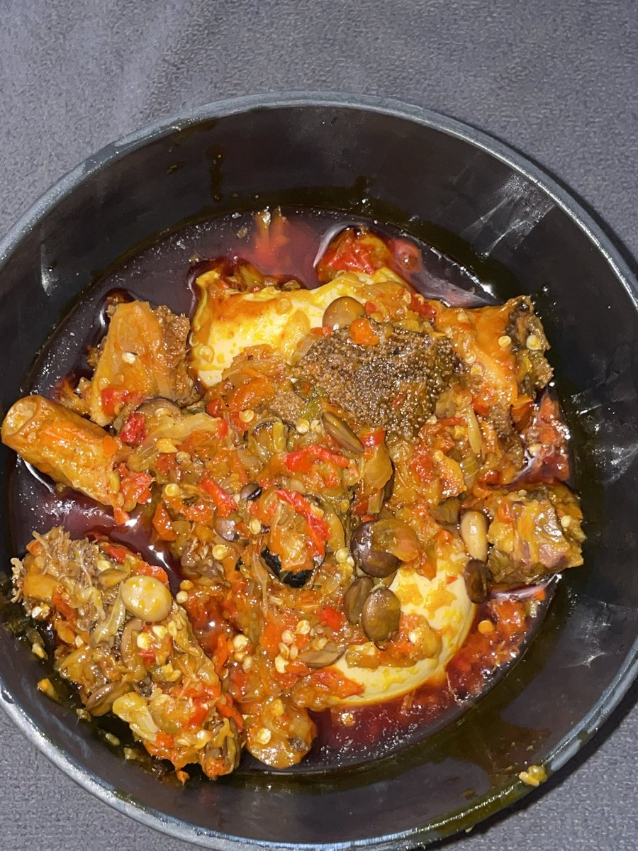 theminatt's tweet photo. Made an Ofada with its sauce for the first time.😊 https://t.co/C3dUQadLXa