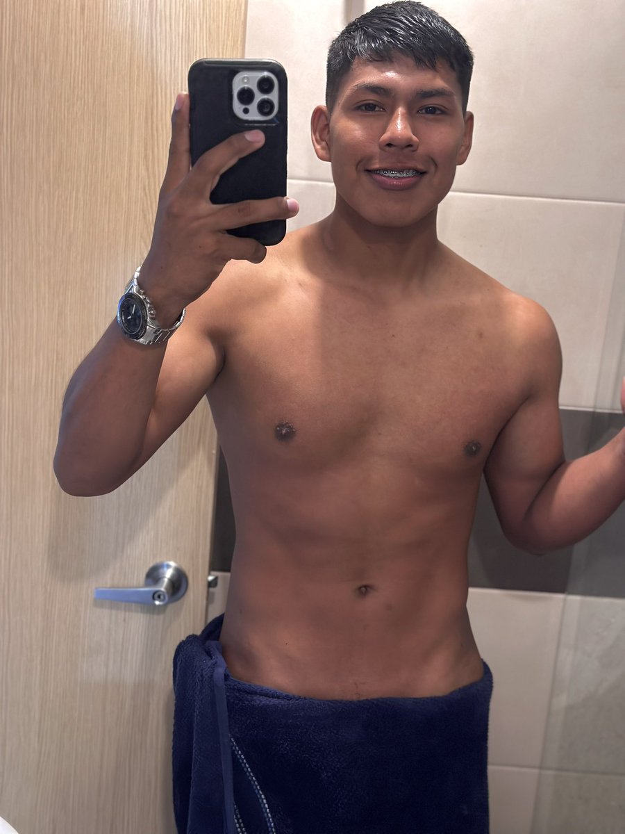 el_sannchez's tweet photo. #sigueme ❌❌ https://t.co/apO5E2Gezh