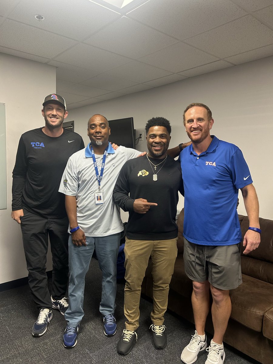 Coach Greg Johnston tweet media