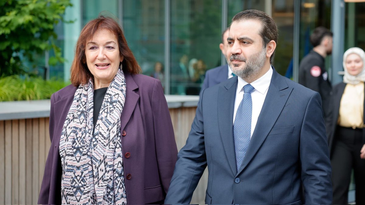 dubravkasuica's tweet photo. Glad to meet Min. @AsaadHShaibani on this important day for Syria and EU🇪🇺 – Syria🇸🇾 relations.

The EU is delivering on its commitments: from lifting the suspension of the 1978 Cooperation Agreement to mobilising €620 million in support for Syria’s transition and recovery.

We also discussed key reforms, the role of the private sector, and how stronger cooperation with European and international partners can help build a genuinely inclusive, stable and prosperous Syria.