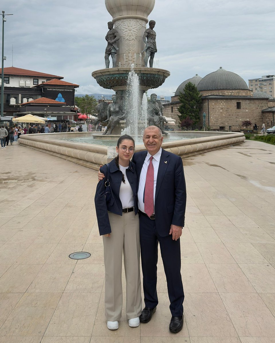 zpgencresmi's tweet photo. Genel Başkanımız Prof. Dr. Ümit Özdağ; Gençlik Kolları Düzce İl Başkanımız Emin Serhan Tekin’i ve Zafer Kuşağı Genel Merkez Yönetim Üyemiz Asya Hilal Eroğlu’nu, parti heyetimizle birlikte ata yadigârı topraklarımız Makedonya ve Kosova’ya düzenlenen anlamlı ziyarette yanına alarak Zafer gençliğine verdiği önemi bir kez daha gösterdi.

Genel Başkanımıza teşekkür ederken, Emin ve Asya Başkanlarımızın da Evlad-ı Fâtihân diyarındaki soydaşlarımıza selamlarımızı iletmelerini temenni ediyoruz.

Türk milletinin sınırları aşan sarsılmaz birliğine, soydaşlarımızla olan tarihi bağlarımıza ve aydınlık yarınlarımıza hizmet etme sorumluluğu bilinciyle Zafer gençliği olarak attığımız adımlar devam edecek…

@umitozdag @Esertk00 @woilens