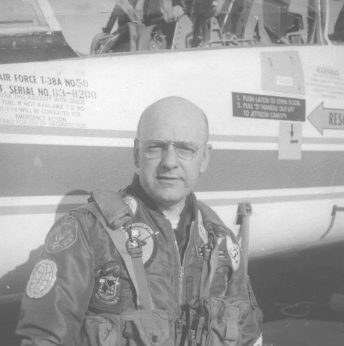 a2asimulations's tweet photo. Today we share the sad news that longtime friend of A2A, Dudley, has passed away.

Scott has shared a personal statement on the A2A Forums:
https://t.co/XTViAZ6jh0 https://t.co/1yoBQf8dAe