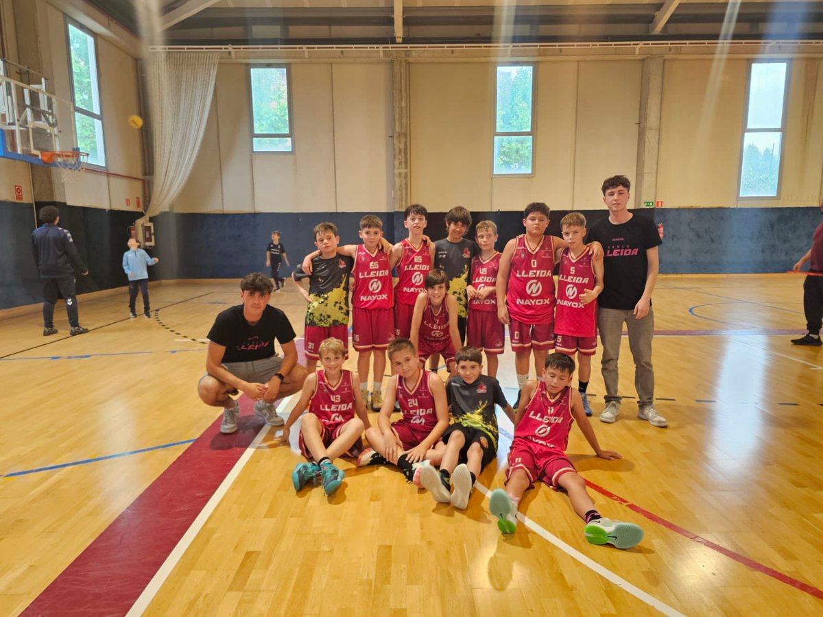 flleidabase's tweet photo. La Festa Major de Lleida no atura els partits dels nostres equips de la base 😄🏀

Cap de setmana rodó ‼️

#ForçaLleida #NayoxLleida #Lleida #EsportsLleida #EsportBase 

⬇️ https://t.co/W8soqj0S55