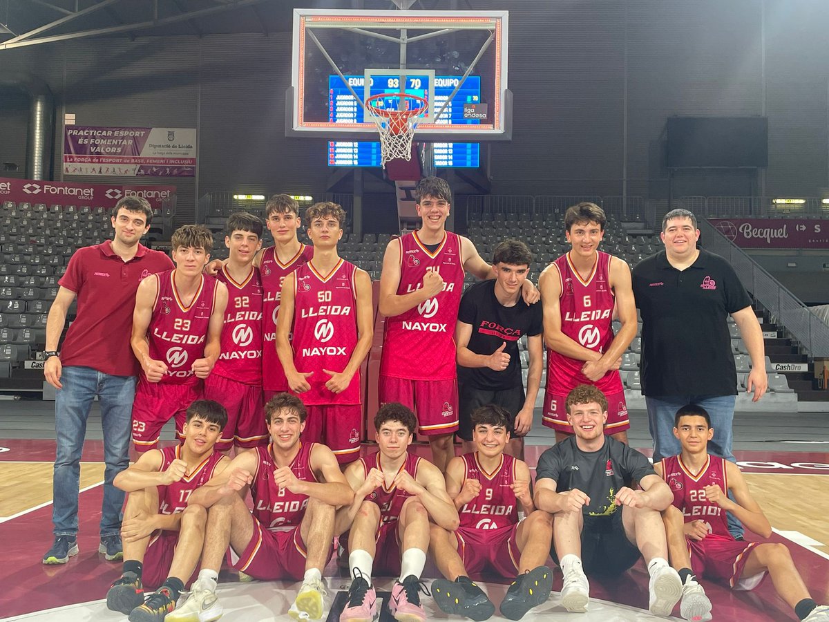 flleidabase's tweet photo. La Festa Major de Lleida no atura els partits dels nostres equips de la base 😄🏀

Cap de setmana rodó ‼️

#ForçaLleida #NayoxLleida #Lleida #EsportsLleida #EsportBase 

⬇️ https://t.co/W8soqj0S55