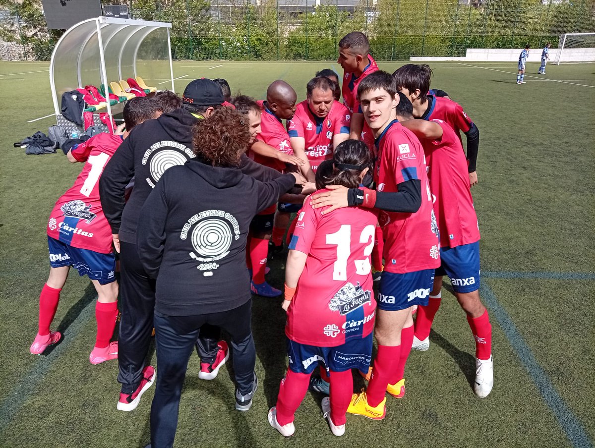 Unió Esportiva Olot tweet media