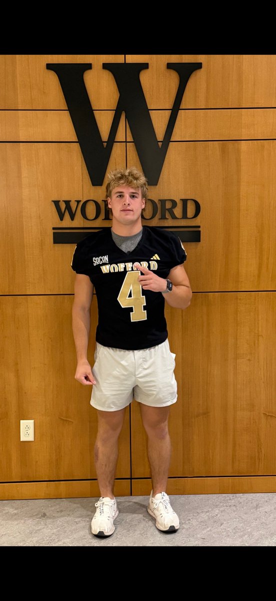 TreyShaw_7's tweet photo. Enjoyed my visit to @Wofford_FB this weekend! Looking forward to coming up to camp again soon! @coach_shank @NCWarriorsFB @NCHSrecruit @Coach_JoshShaw @CoachTQ_ @BryceHSweat https://t.co/0sWHPuynuL