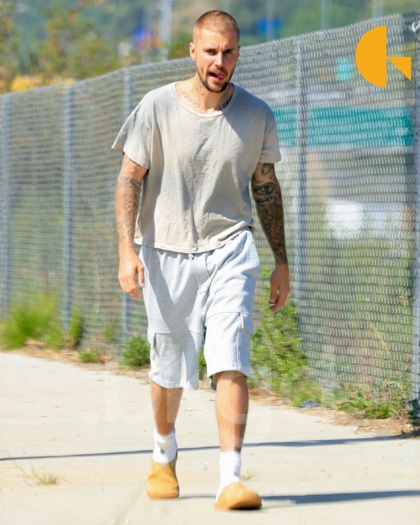 JBAMEDIA's tweet photo. 📷 | Nuevas fotos de Justin ayer a la mañana en Santa Mónica 

cr: GAMR/SPOT/backgrid_usa https://t.co/pZMQJeX2F7