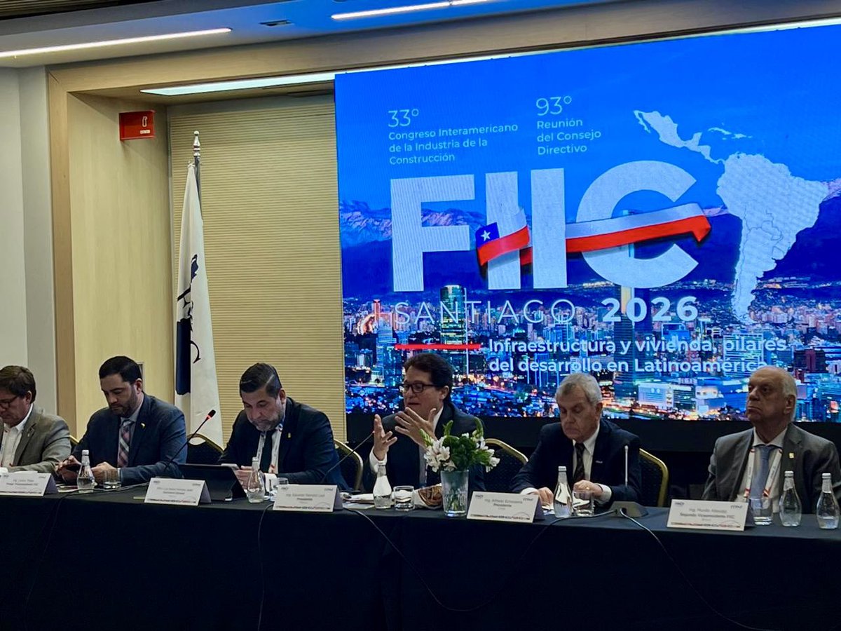 FIICLAT's tweet photo. Inicia el 93° Consejo FIIC con la Reunión Plenaria de Comisiones en Santiago de Chile, la cual fue presidida por el Presidente de la FIIC Ing. Eduardo Ramírez y el Secretario General Mtro. Luis Méndez, los Coordinadores de cada Comisión,  presentaron Resultados y avances, sus objetivos, y líneas de trabajo.