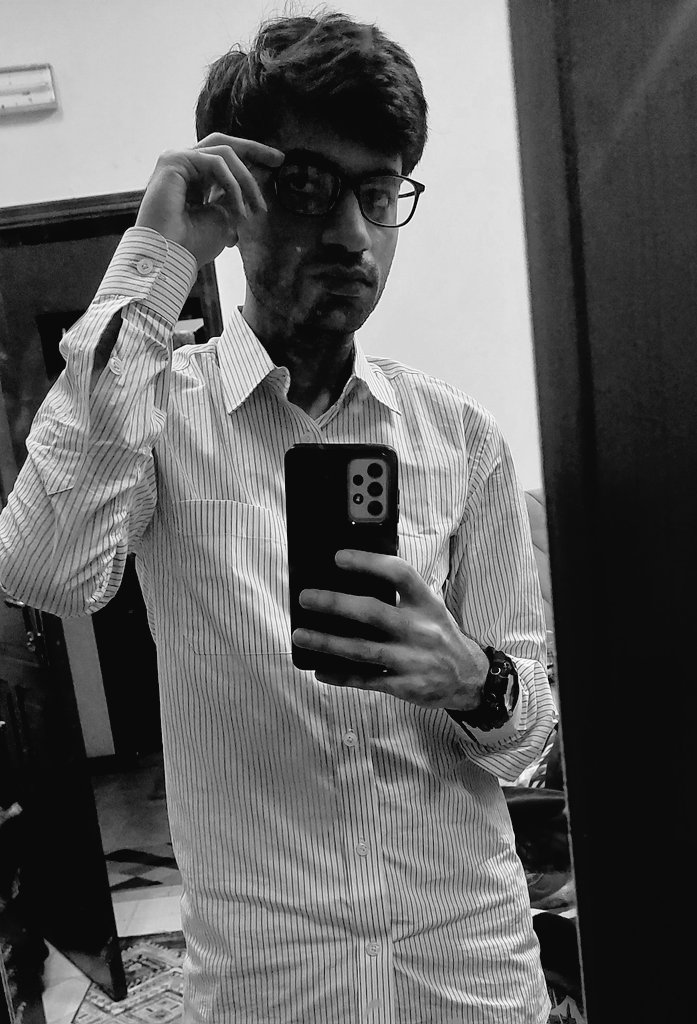 ahmad9212002's tweet photo. The world is black and white 🤍 🖤 https://t.co/QPgPZWpf4E