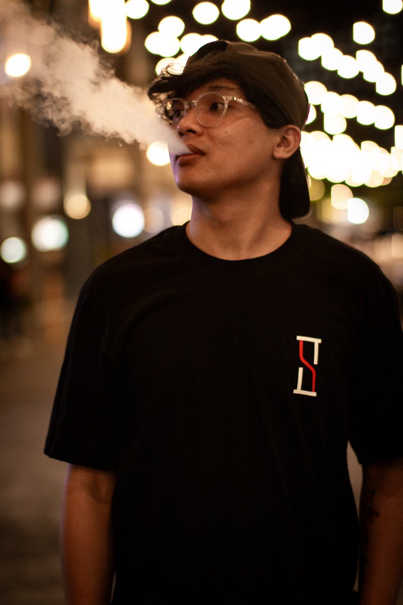 HalfHourPH's tweet photo. WAIT TILL YOU SEE THE BACK 👀🎸

Our rhythm guitarist really made this shirt look too good.

₱500 only — pre-order now.

Order here: https://t.co/4nbzrXmWT2

#HalfHour #HalfHourMerch #OPM #BandMerchPH #SupportLocalMusic https://t.co/BwDGhUBTK5