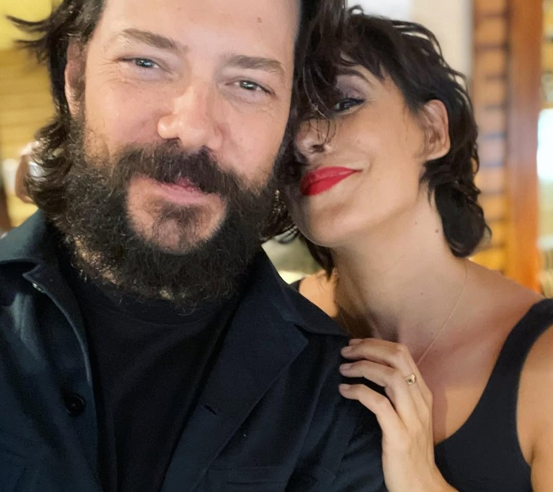 estela tweet media