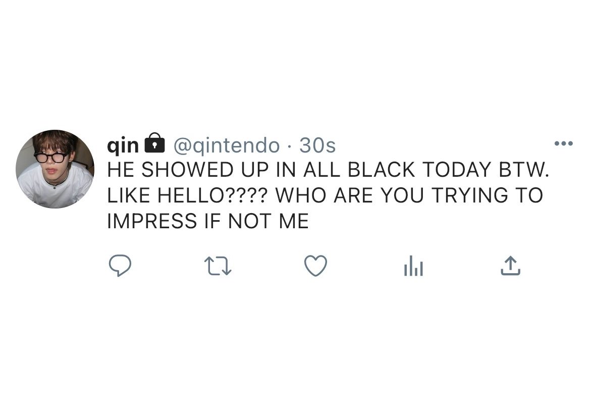 𑣲ash tweet media