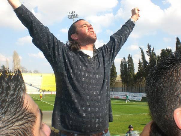 dogan1925's tweet photo. Şimdi hadi dese binlerce kişi toplar tribüne o göbeğe bir allahın kulu giremez.Bu tribünün kıblesi Ata abidir.Tüm güçlerinizle birlikte gelseniz kıbleden döndüremezsiniz.Ata reis size 20 gömlek fazla gelir 😉 https://t.co/6OxM2lxetI
