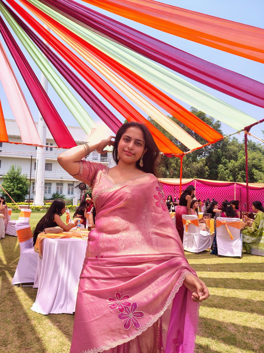 Anshika Aggarwal tweet media