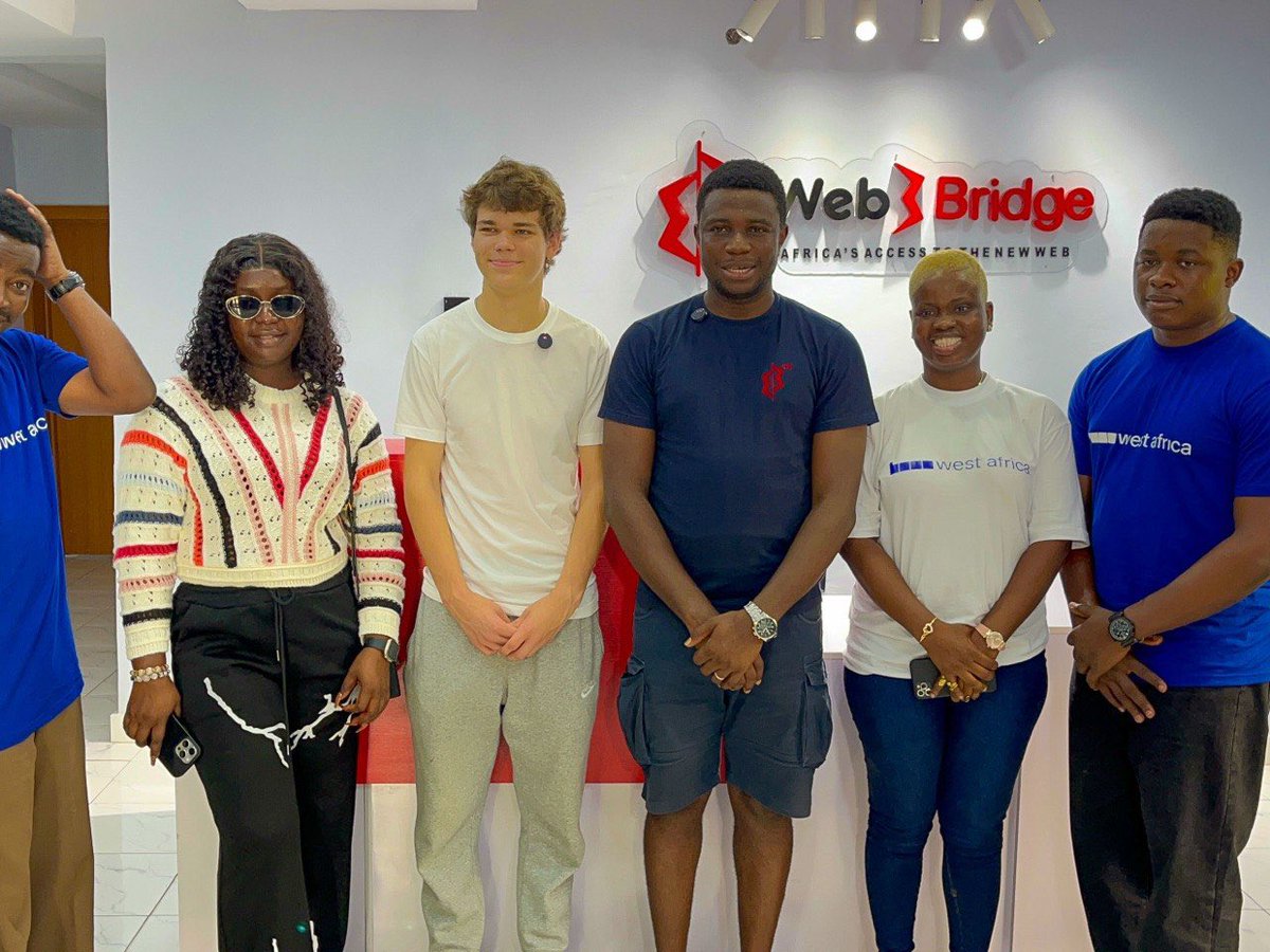 Yewande.base.eth tweet media