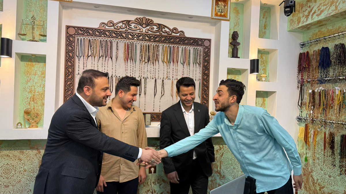 MDOGANSALAR_TR's tweet photo. 📍ŞURKAV ÇARŞISI ESNAF ZİYARETİ

Haliliye İlçe Başkanımız Mustafa Bağmancı, Kadın Kolları Başkanımız Fatma Ocak ve İlçe Yönetim Kurulu Üyelerimiz ile birlikte;

ŞURKAV Çarşımızın kıymetli esnaflarını ziyaret edip hayırlı işler temennisinde bulunduk.

Samimiyetin, emeğin ve dayanışmanın adresi olan esnafımızla gönül gönüle olmaya devam ediyoruz. 🤝

@RTErdogan @avyusufibis @osmannazlier  @bybekirbozdag @ibrahimeyyupogl 
@milhamigunbegi @ferdisenel25 @furkankucukk_ @mbagmanci63 @fatmaocak0663 @AKGenclikGM @akgenchaliliyee 

#SevdamızŞanlıurfa #BizBirAileyiz  #akparti #türkiye #receptayyiperdoğan #RTE #MilletimizleNiyetimizBir 
#Şanlıurfa