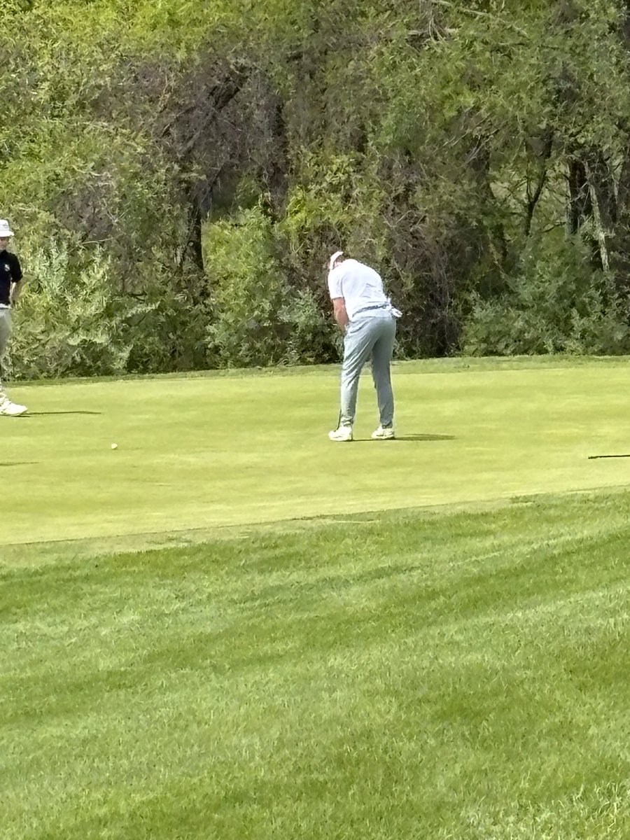 DavidSofran's tweet photo. Thank you Senior Golfers D. Krusinski, J. Whitmore, C. Davis, L. Slankster. It’s been one heck of a run. Enjoy the journey ahead! https://t.co/E7rtNanhiD