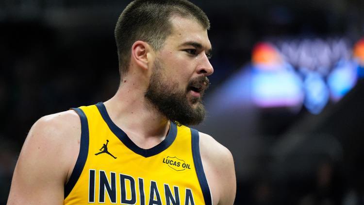Pacers Lead tweet media