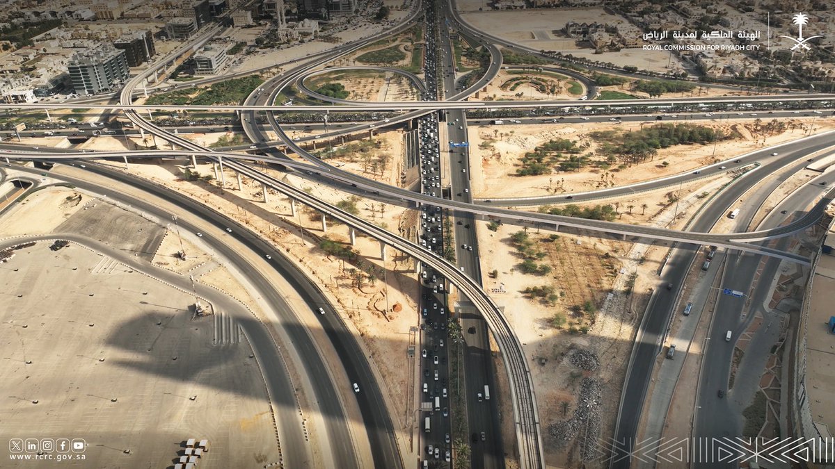 HashKSA's tweet photo. التصور المستقبلي لمشروع تطوير شبكة الطرق المحيطة بمركز الملك عبدالله المالي. https://t.co/3Ydj7Bx8NQ