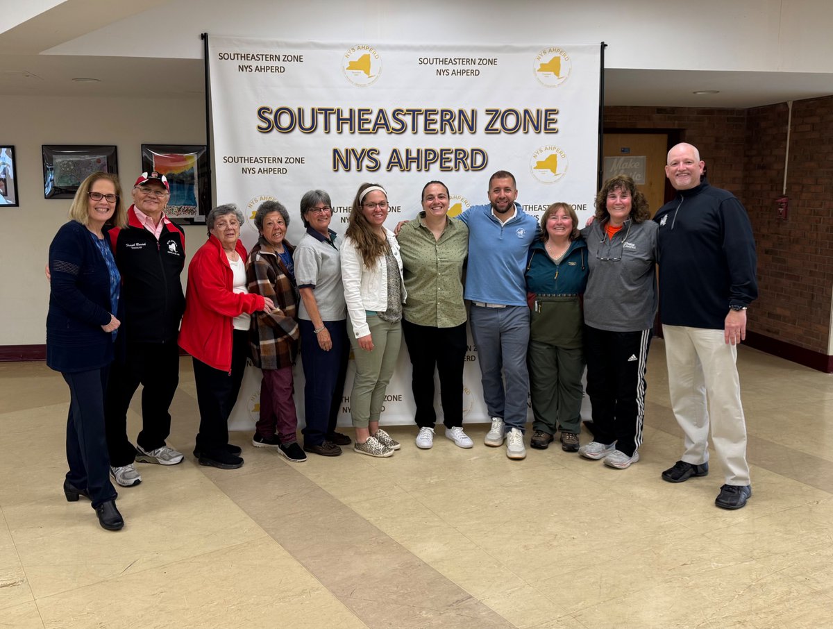 SEZnysahperd's tweet photo. Thanks to all of the awesome volunteers and planners for the 2026 @SEZnysahperd ES/MS Leadership Awards Ceremony. @Drago_930 @mrobPE @CkeenanHockey53 @PErocks25 @matthewbaumoel @donntobin @SpiegelSpiegel8 @CrotonSoftball @FinleyNYSAHPERD @NYSAHPERD #SEZproud https://t.co/9krgybMFKh