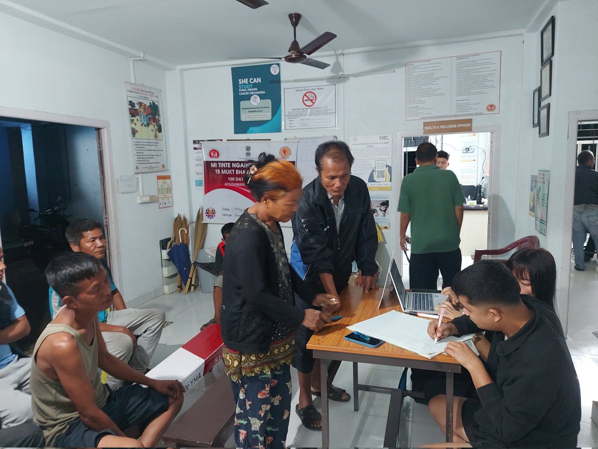 DtoMamit's tweet photo. Ayushman Arogya Shivir at Bungthuam Village.
Activities: HH X-ray screening, NCD screening, IEC distribution and Awareness Campaign 
#100dayscampaign #tbmuktbharat https://t.co/De6GoSMbWr