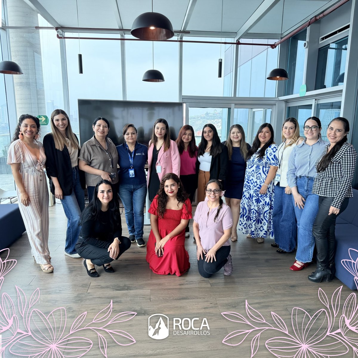 ROCADesarrollos's tweet photo. Celebramos a todas las madres quienes con su esfuerzo, dedicación y entrega diaria construyen el pilar más sólido de nuestras familias y de nuestra comunidad.

¡Feliz Día de las Madres! 🌸

#DíaDeLasMadres #ROCADesarrollos #Inspiración https://t.co/KnjaIV2UgI