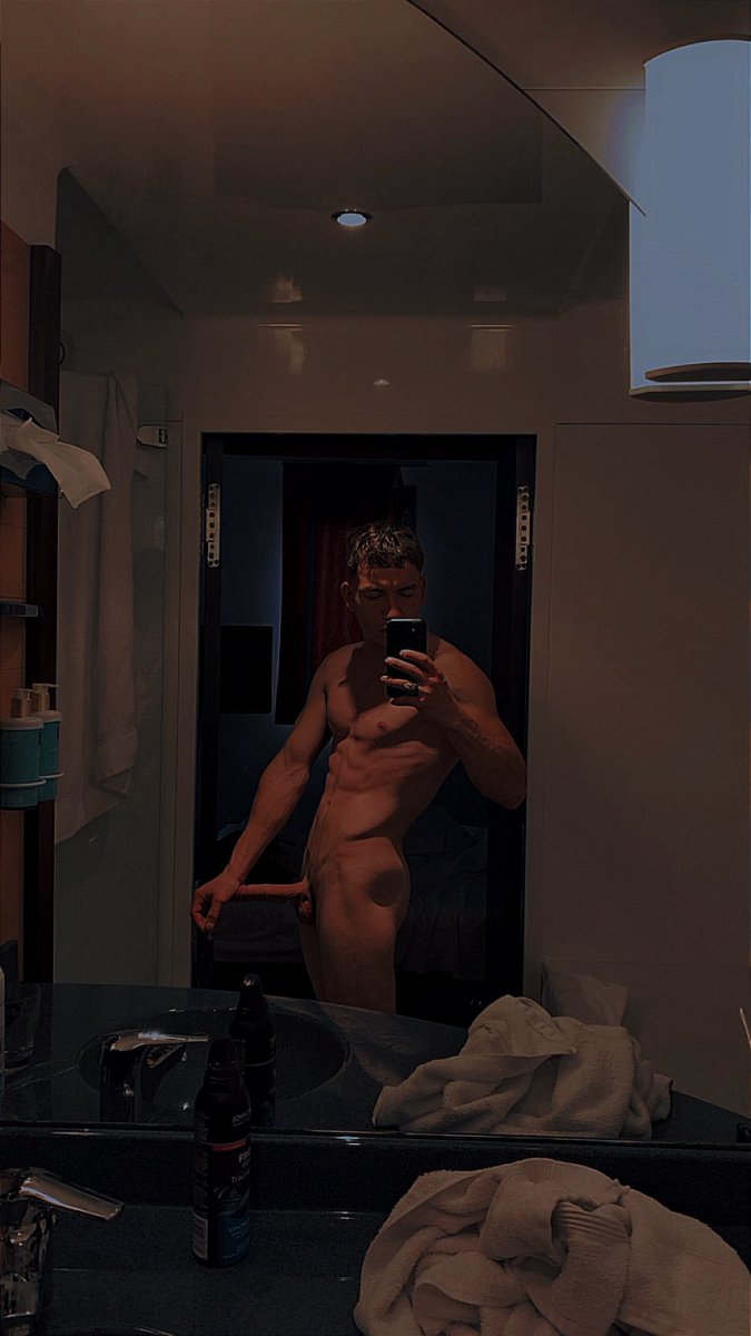 Twink Breaker tweet media