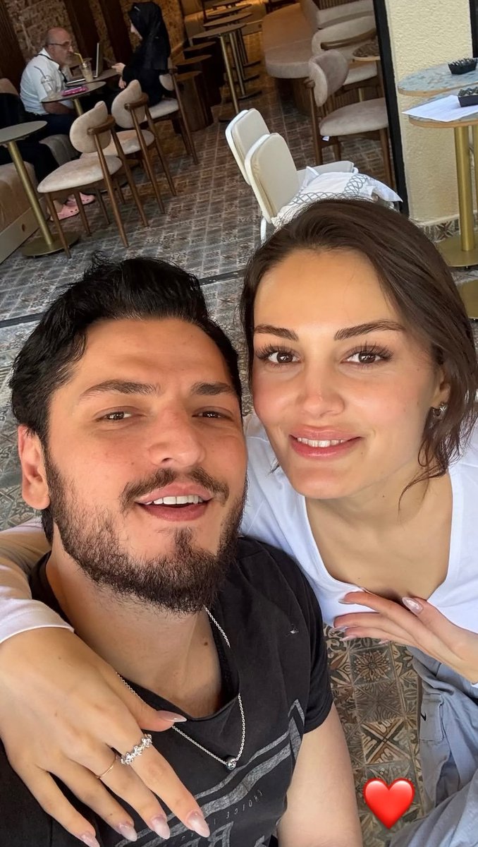belginsimsekofc's tweet photo. 📸| Faruk Aran'ın yeni instagram storysinden #BelginŞimşek ❤️

-#FarBel 🤍 - https://t.co/PBH7yYANs1