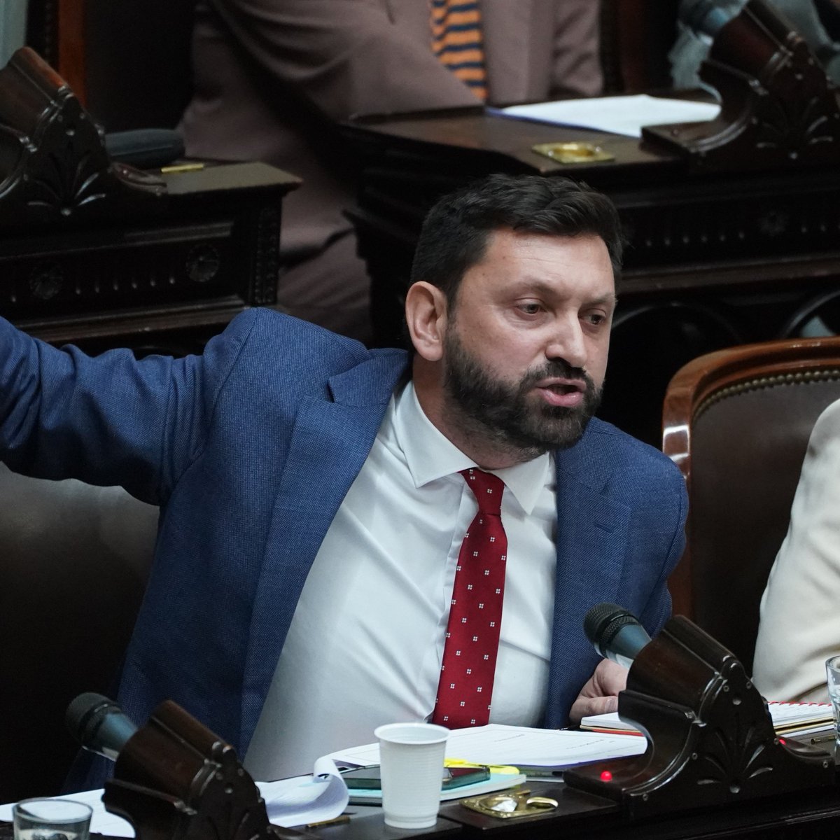 JULIANO: "EL GOBIERNO CUMPLE LAS LEYES QUE SE LE DA LA GANA"

El diputado señaló que la marcha universitaria de mañana "va a recoger muchas sensaciones". También celebró que "el Pro esté reaccionando", tras el comunicado que publicaron ayer por la noche.

Testimonio de Pablo