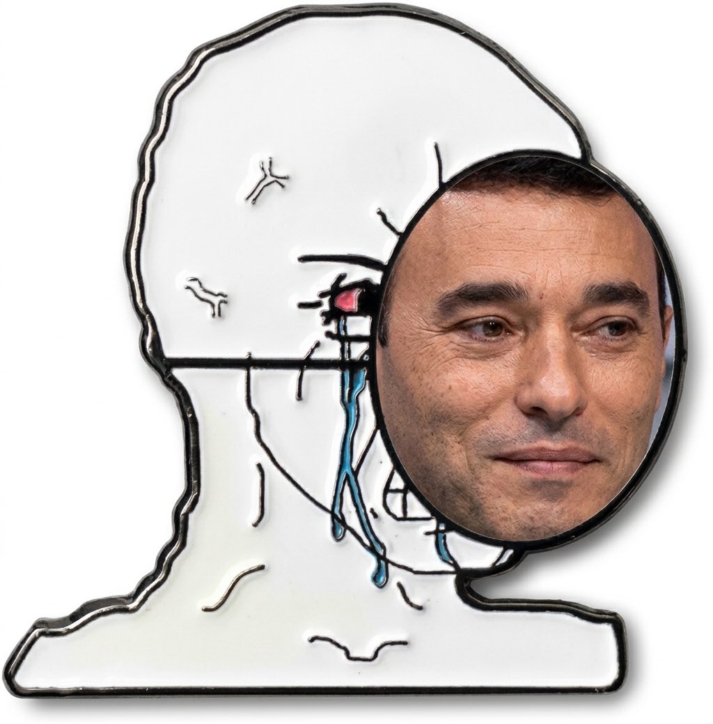 brunopp04's tweet photo. @andrizek @flpbomfim @oantonlojr 30 anos de jornalismo pra ser mogado por um perfil fake no twitter, mesmo trabalhando no eixo.

Coragem, Felipão! O meio-campo da Alemanha não marca muito. https://t.co/lNvPcgq2uV