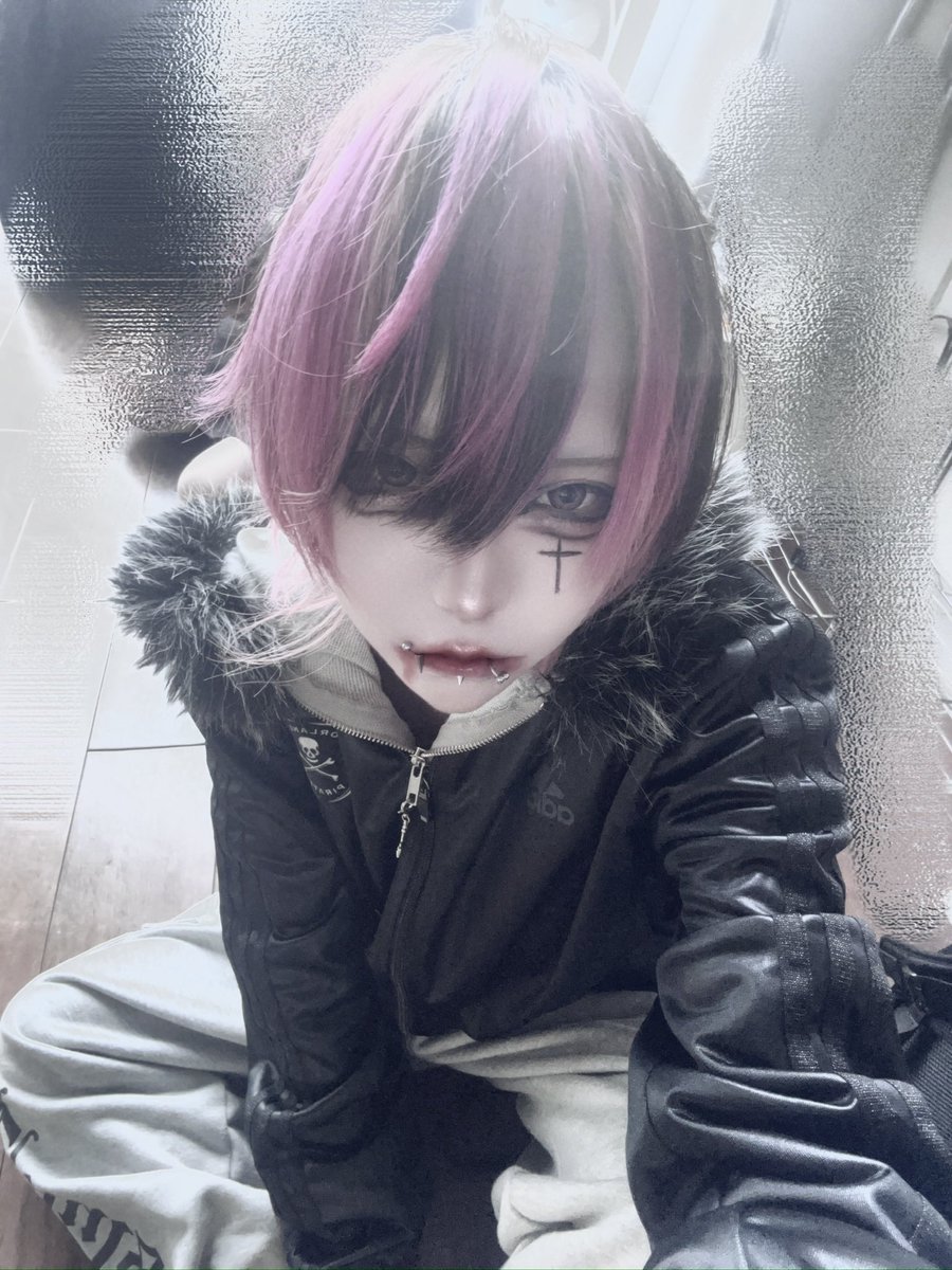 柘榴呂めむ【毒彩シンシャ】 tweet media