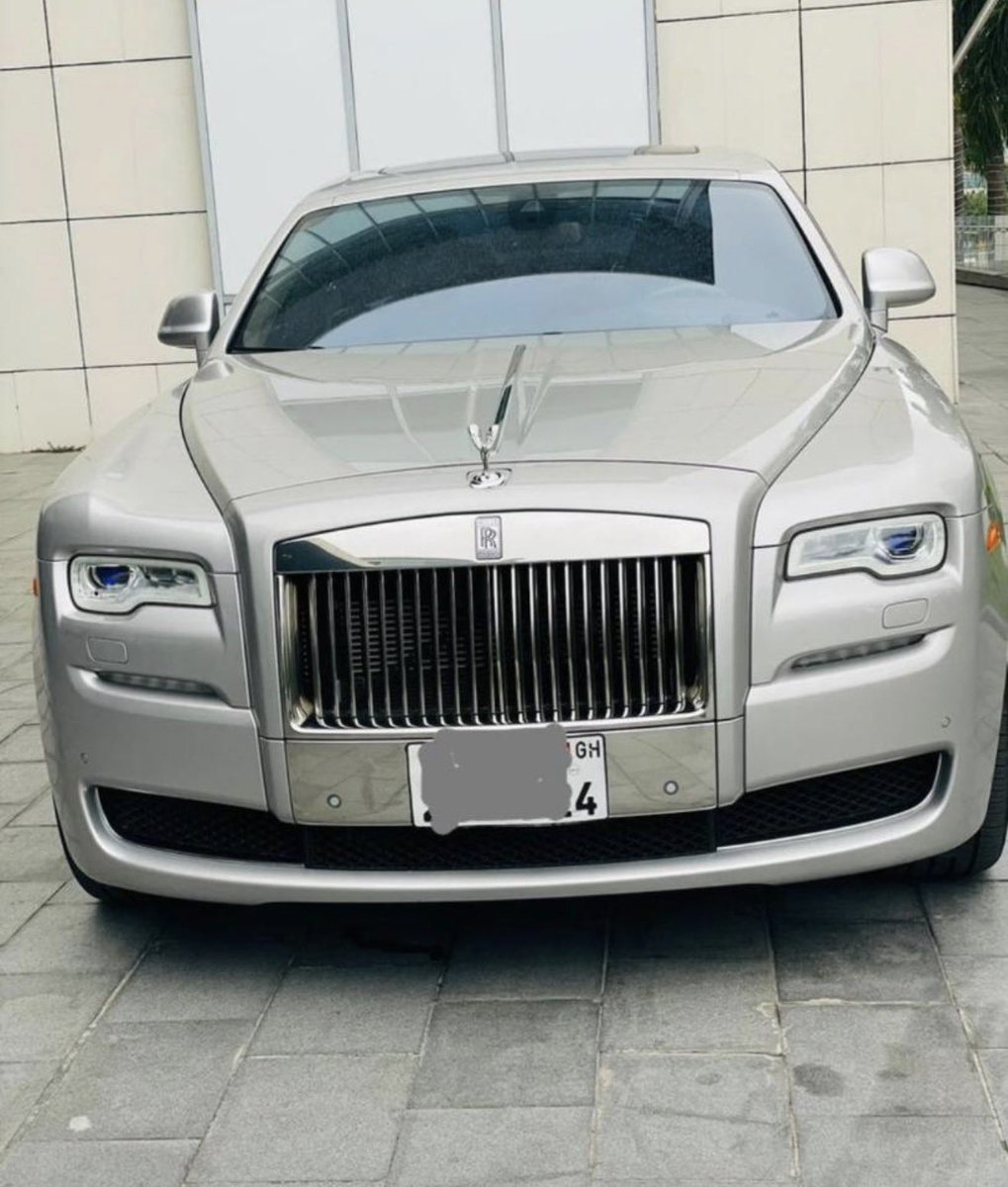 behappylimo's tweet photo. Available ! https://t.co/raCsbXBQsH