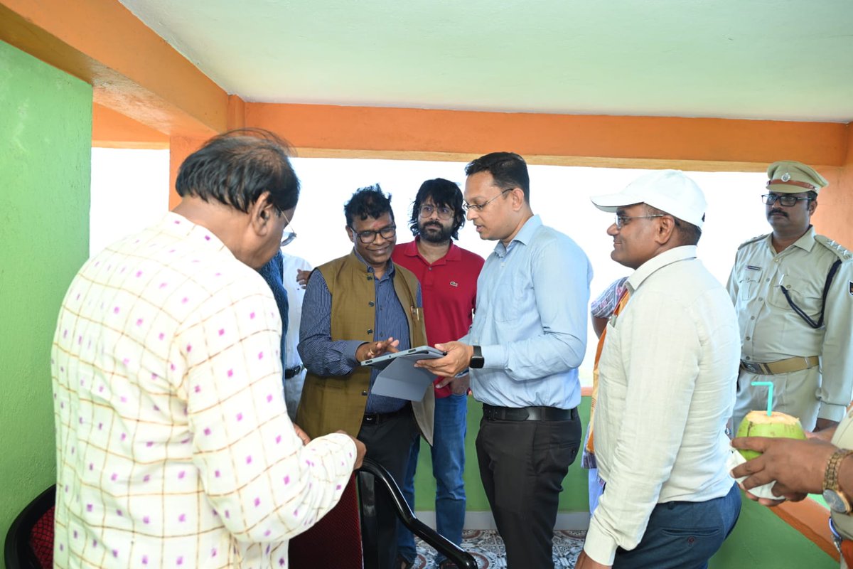 DChilika's tweet photo. Visit of Shri Ganesh Ram Singkhuntia, Hon'ble Minister, Forest, Environment and Climate Change, Labour &amp; ESI, Govt. Of Odisha to Chilika from 9th to 10th May 2026 and reviewed departmental activities
@ForestDeptt @pccfodisha @PCCFWL_Odisha @RccfBhubaneswar https://t.co/eq83Q6Bz0X