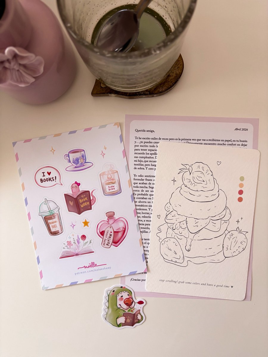 noleesheep's tweet photo. Mañana os lo presento mejor que ahora quiero estar ya con mi niño pero MIRAD qué bonito el último pack de recompensas del mail club ESTOY ENAMORADA 💌🌹📚📖🐛 https://t.co/PEqPiJqLiH