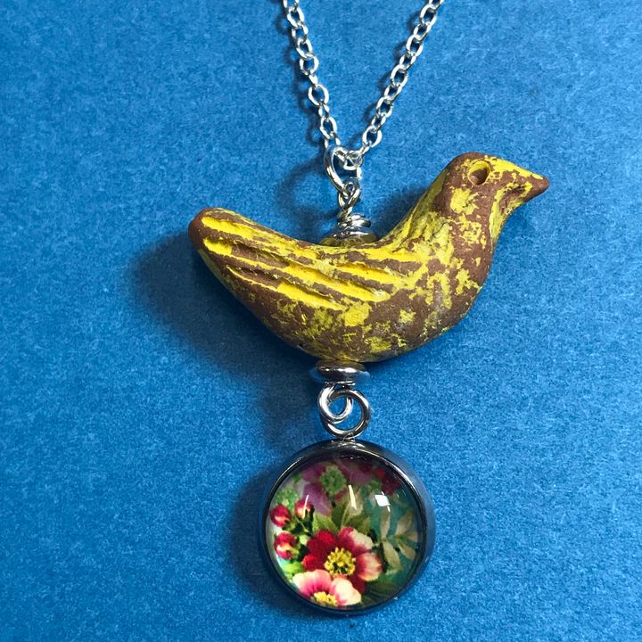 DebryndaJewelry's tweet photo. Art of the Day! "Yellow Bird &amp; Flowers Necklace". Buy at: https://t.co/Kz3qLnpJQB https://t.co/F9WUxxUj1D