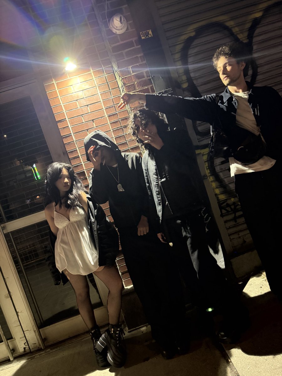 jblanccc's tweet photo. Squad https://t.co/QZiQkdAKc9