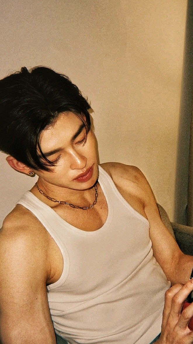 khun ozee | peachandme era!! tweet media