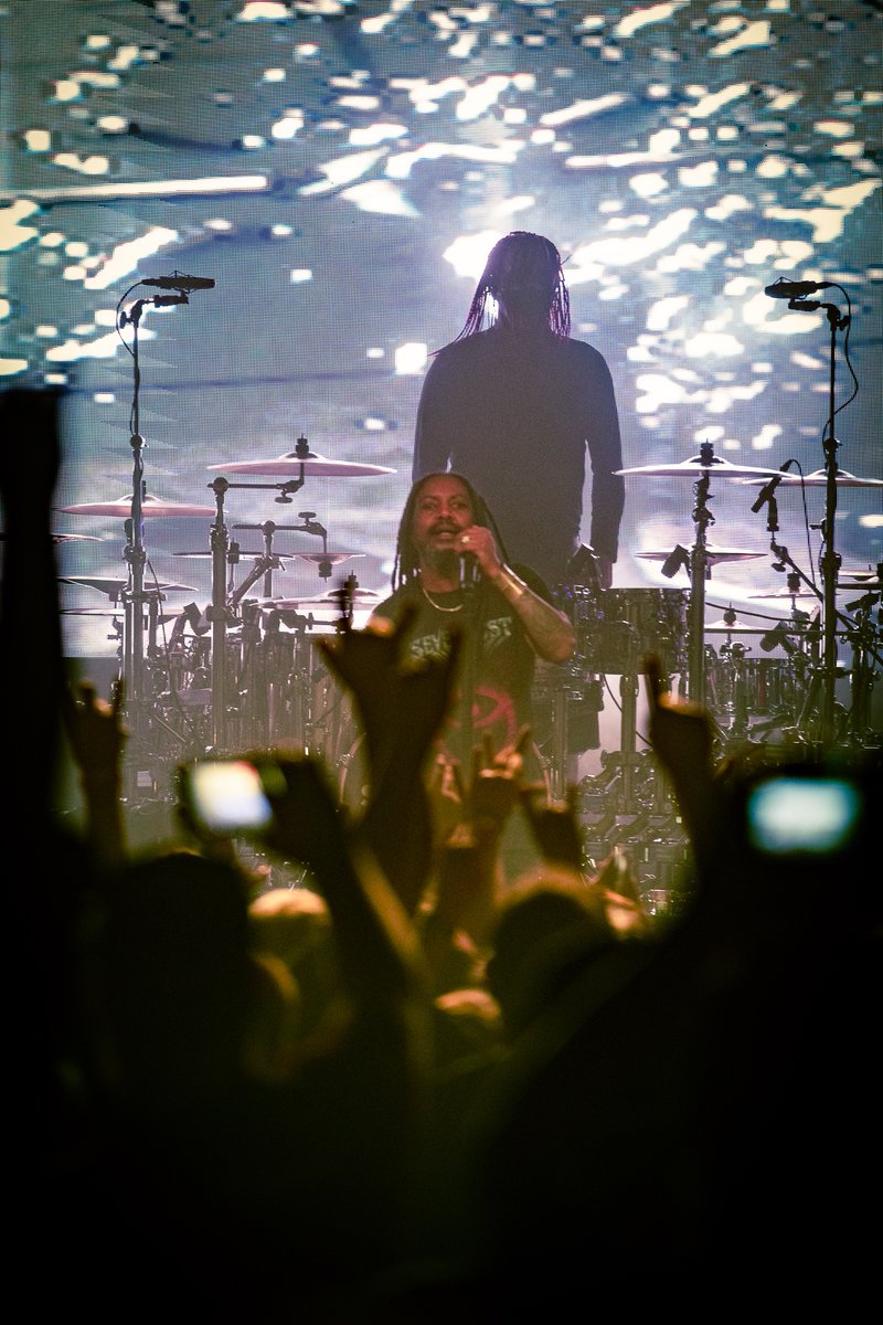 Sevendust's tweet photo. #Sevendust - ONE - Out NOW!!
Get the record, tickets and VIP here: https://t.co/tYoygP43zw

Video: @jakerabinphotography https://t.co/oixsgTfIoQ
