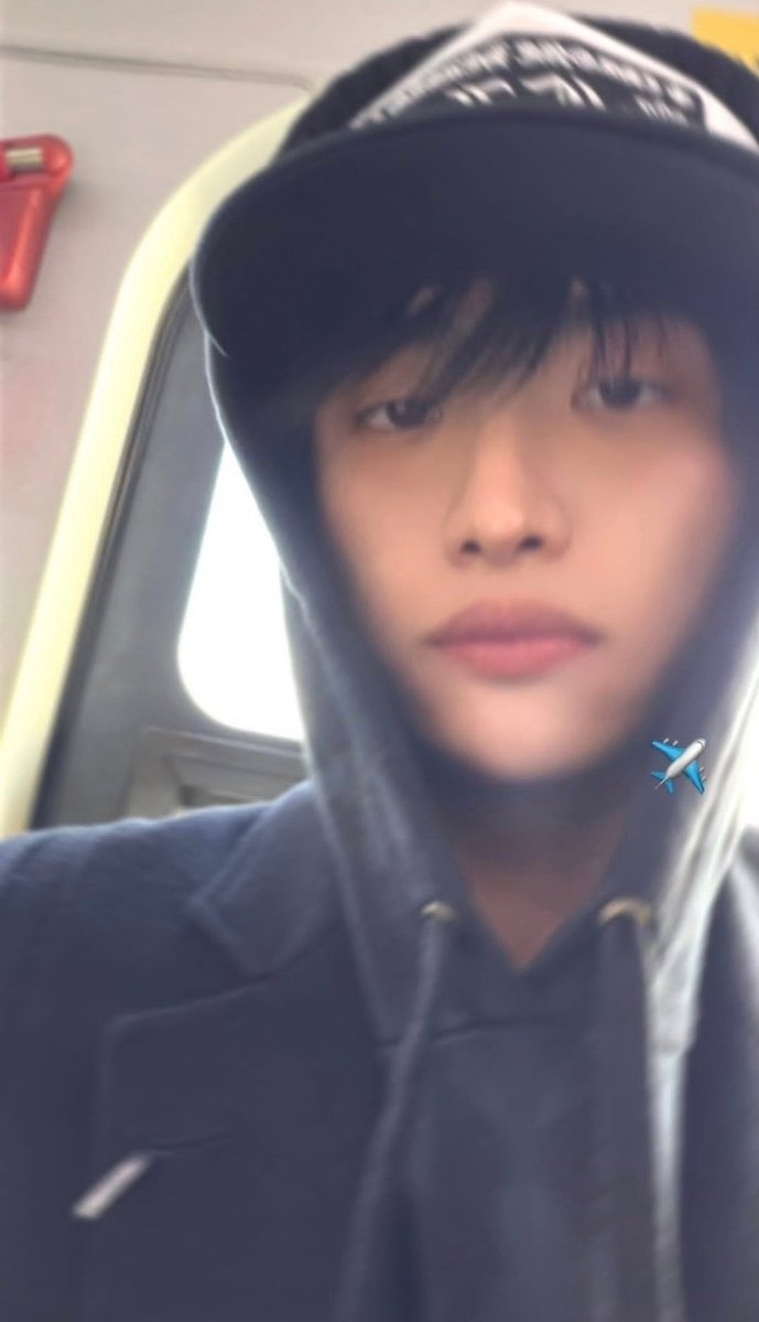 Star✨️(new account) tweet media