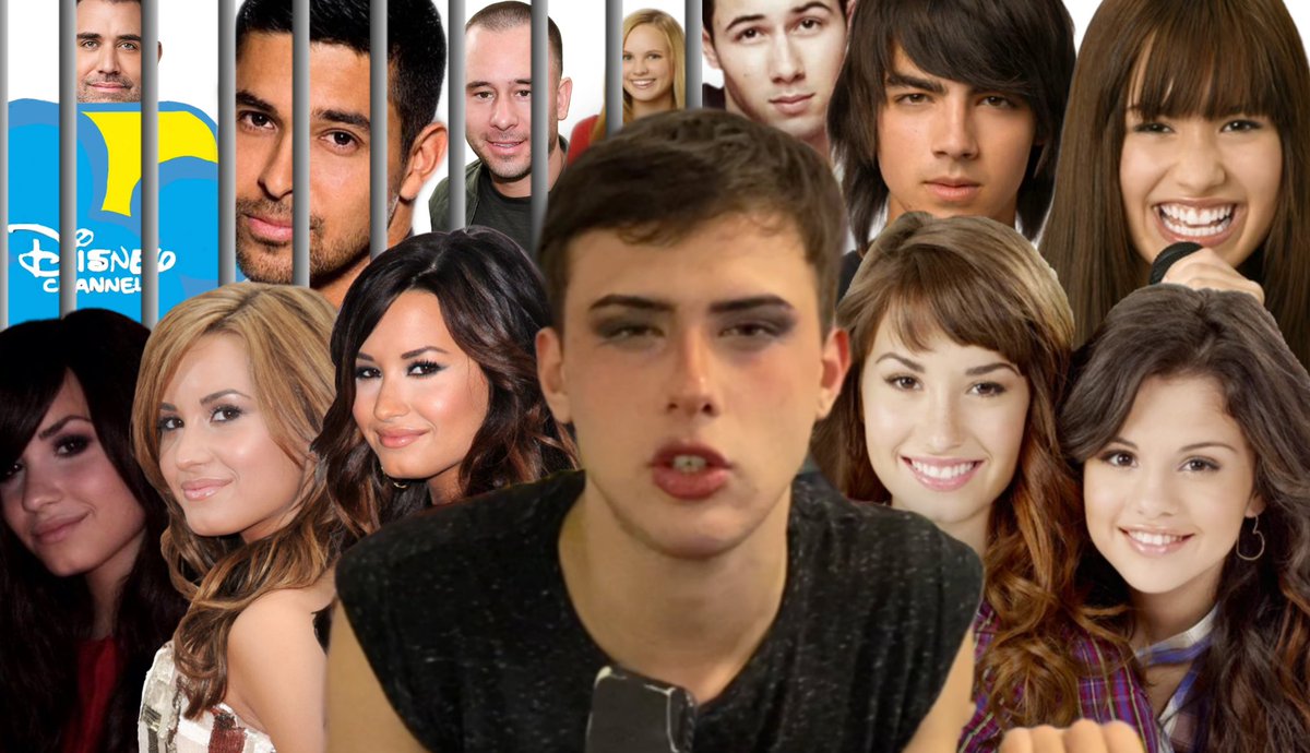 nuevo video 
la TUMULTUOSA vida de demi lovato completa 
youtu.be/JY-nURnSqN4