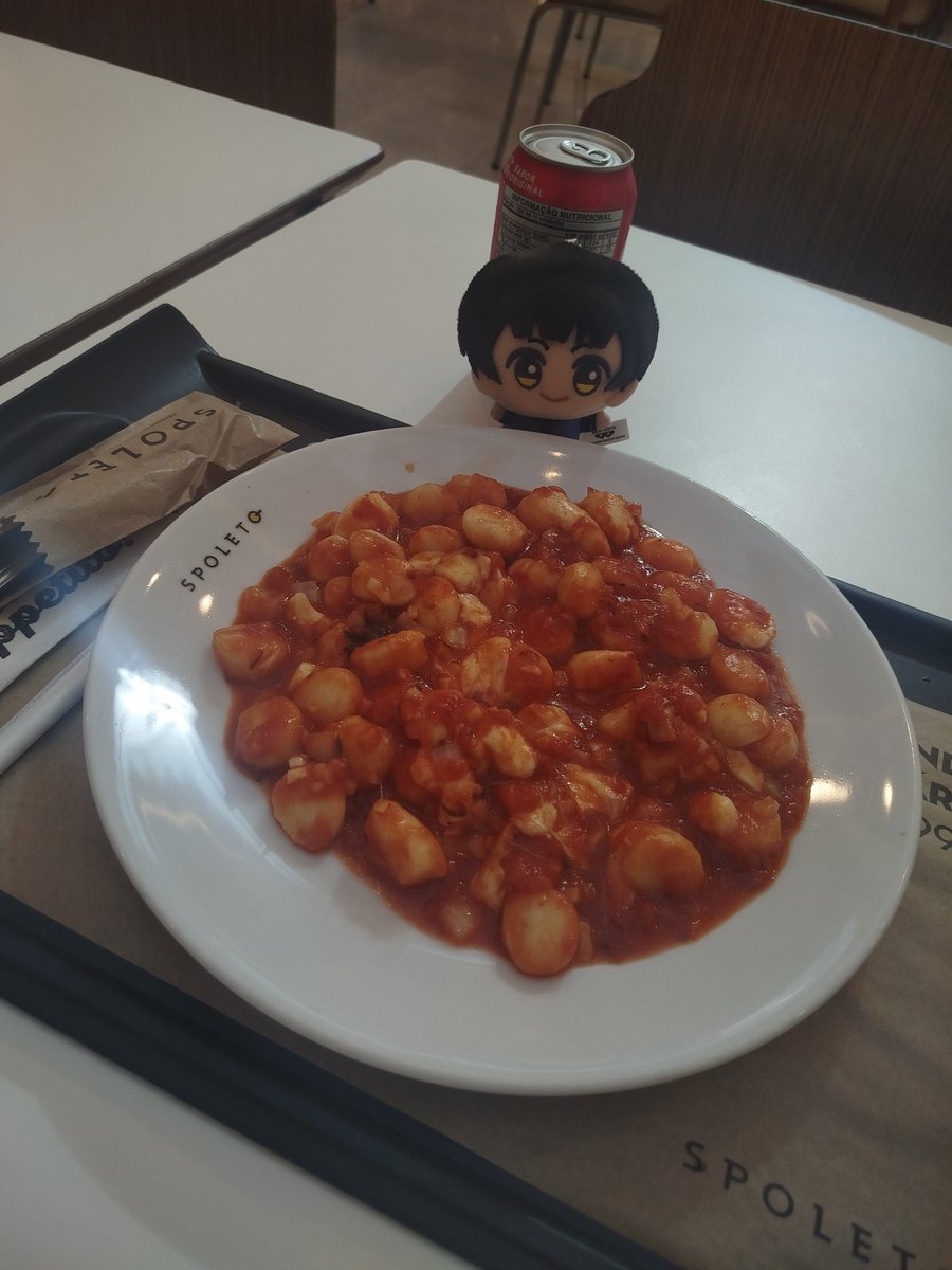 tata | VAI VER O XLOV E SKZ tweet media