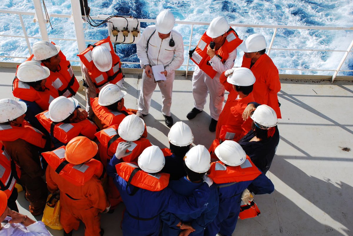 MarineJobs4's tweet photo. π¨ URGENT CONTAINER OPENINGS π¨
βοΈ 2nd Engineer β $8,300
π§ 2nd Officer β $4,000
π 4th Engineer β $3,300
βοΈ Same type vessel experience required
π© hr@univis.com.ua
π² Telegram: @univisltd
π WhatsApp/Viber: +38 098 328 66 98
#ContainerJobs #VLCC #Suezmax #BulkerJobs #Seafarers https://t.co/1CimYR6Z2L