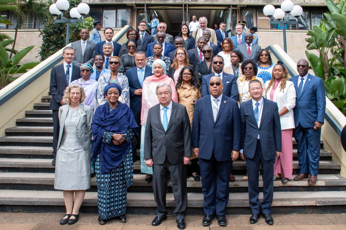 ODG_UNON's tweet photo. UNON DG @ZainabHawa received UN Secretary-General @antonioguterres at the start of his two-day visit to Nairobi.

During his visit, the Secretary-General will participate in the Africa Forward Summit alongside Heads of State, business leaders and youth representatives to advance dialogue on partnerships, innovation and inclusive growth for Africa’s future. 

He also attended the groundbreaking ceremony for the expansion of the United Nations Office at Nairobi — a landmark over USD 340 million investment that further strengthens Nairobi’s role as the only UN Headquarters in the Global South and a growing centre for global diplomacy and multilateral cooperation.
