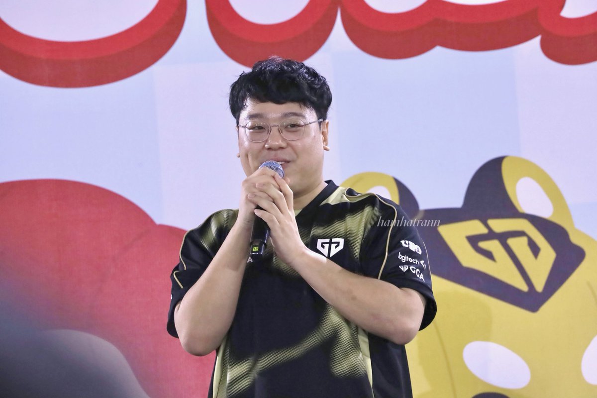 chipochipp's tweet photo. cuvee in vietnam

#cuvee #geng https://t.co/KwNBP0bF3E